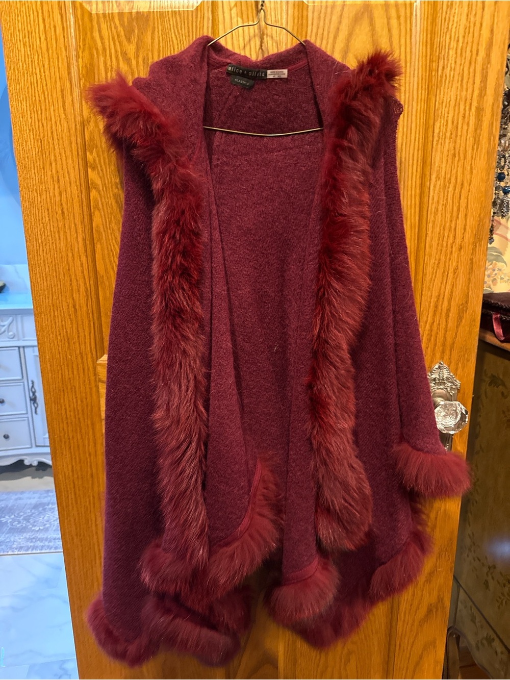 Alice + Olivia Burgundy Faux-Fur Trim Knit Cape